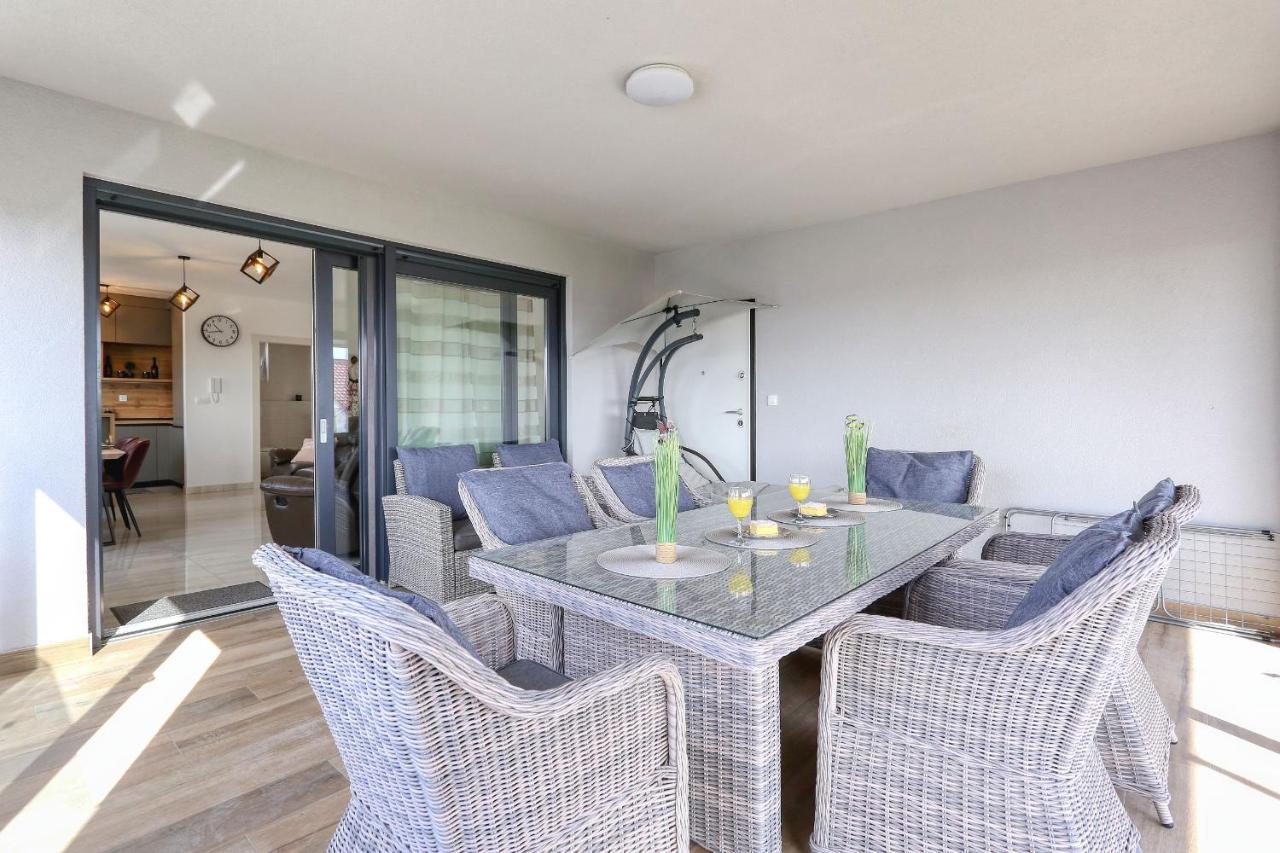 Luxury Apartment Isabell Zaton  Exterior foto